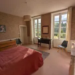 Loue Belle Demeure Dans Grande Propriete - 16 Couchages, 8 Chambres, 320 M2 - 30 Min De Vichy Holiday home Chatel-Montagne