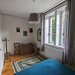 Holiday home Loue Belle Demeure Dans Grande Propriete - 16 Couchages, 8 Chambres, 320 M2 - 30 Min De Vichy *