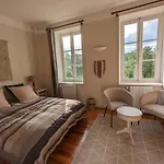 Holiday home Loue Belle Demeure Dans Grande Propriete - 16 Couchages, 8 Chambres, 320 M2 - 30 Min De Vichy *
