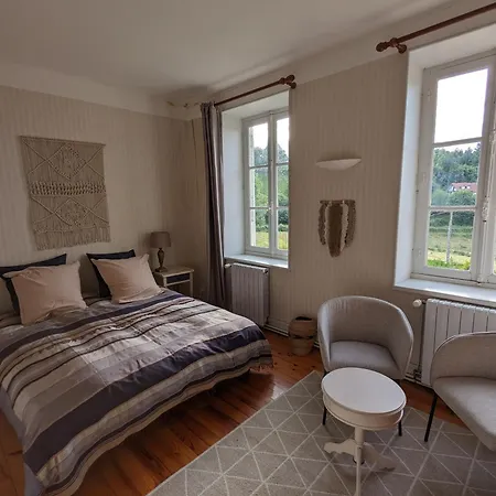 Loue Belle Demeure Dans Grande Propriété - 16 Couchages, 8 Chambres, 320 M2 - 30 Min De Vichy * Châtel-Montagne