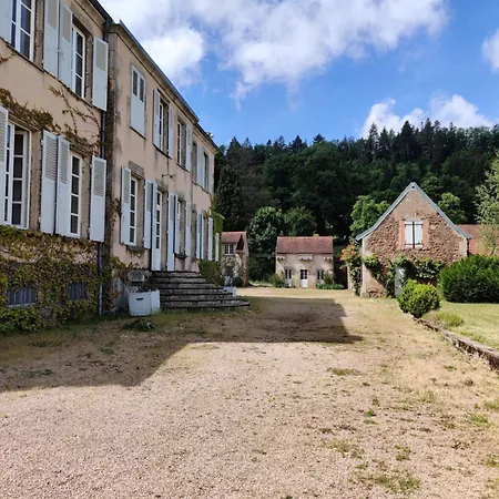 Casa vacanze Loue Belle Demeure Dans Grande Propriété - 16 Couchages, 8 Chambres, 320 M2 - 30 Min De Vichy *